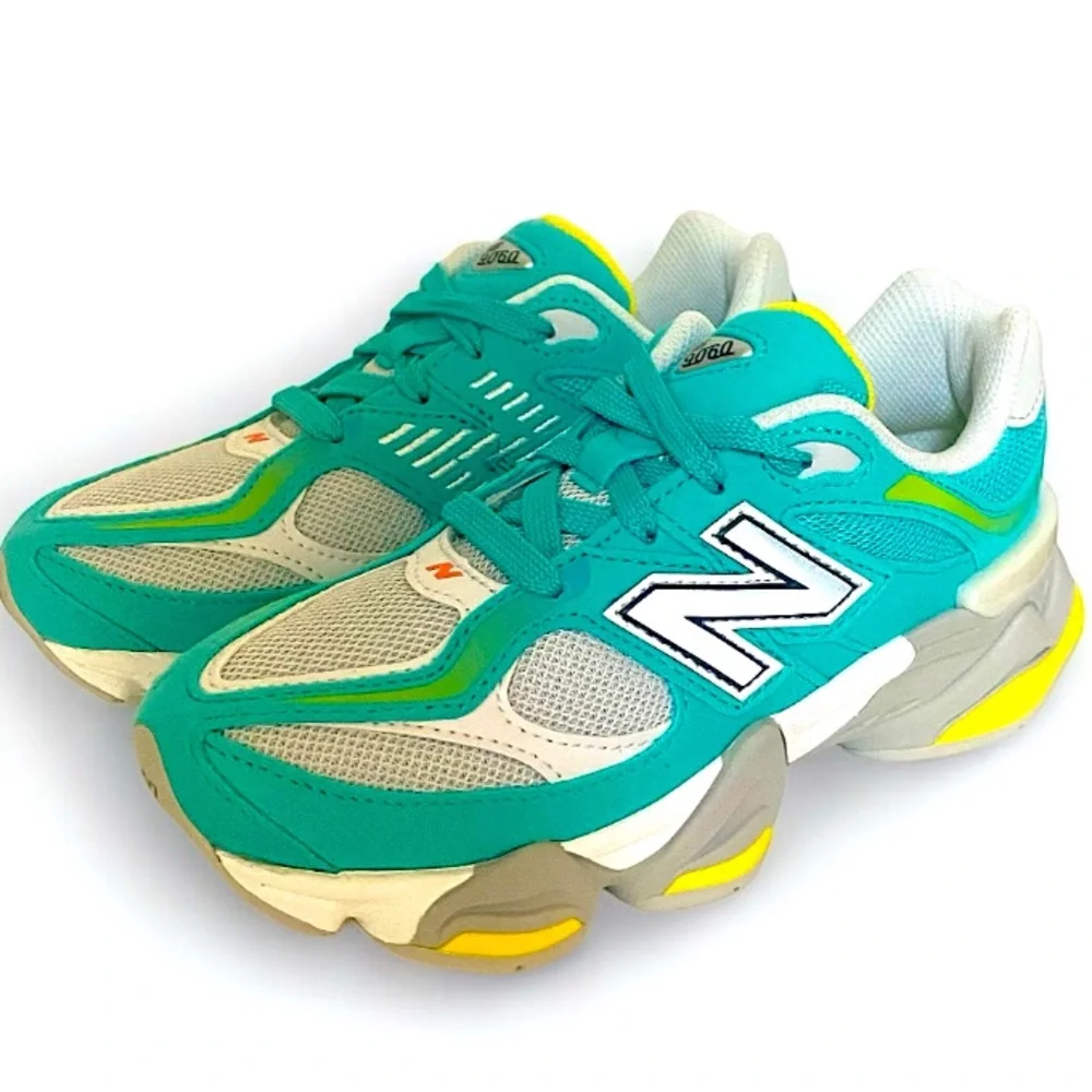 NEW BALANCE 9060 CYAN BURST BOYS 2 GIRLS 3 - Picture 4 of 14